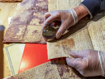 Abbiamo poi la possibilit� di visionare le carte ancora in fase di studio e catalogazione